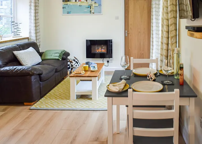 Honeysuckle Cottage